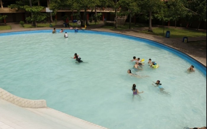Cierre de balneario de Carrizal perjudica a visitantes, comerciantes y  trabajadores - AVC Noticias