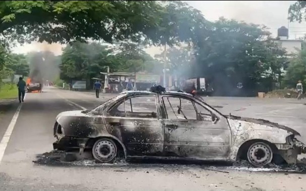 Incendian vehículos en Tantoyuca en protesta por asesinato de líder campesino - AVC Noticias